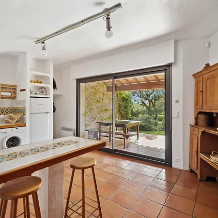 Entire 5 Bedrooms Holiday home Grimaud