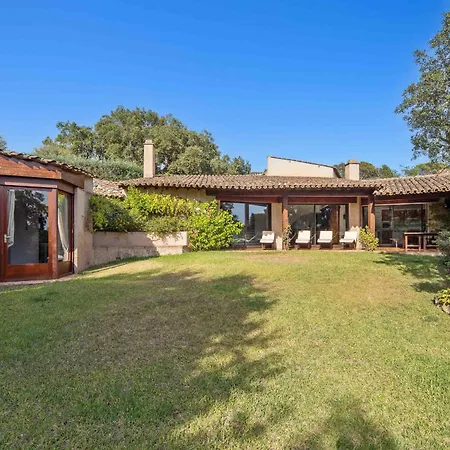 Holiday home Entire 5 Bedrooms