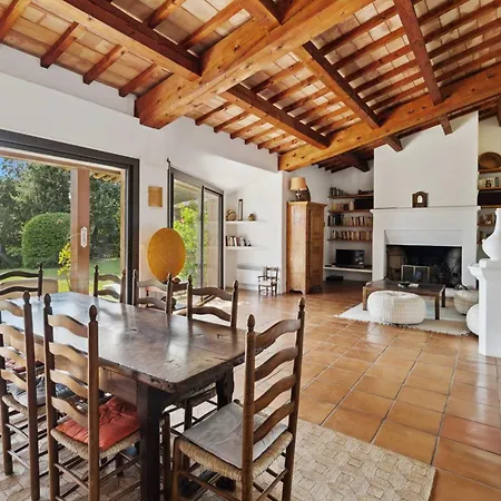 Entire 5 Bedrooms Holiday home Grimaud